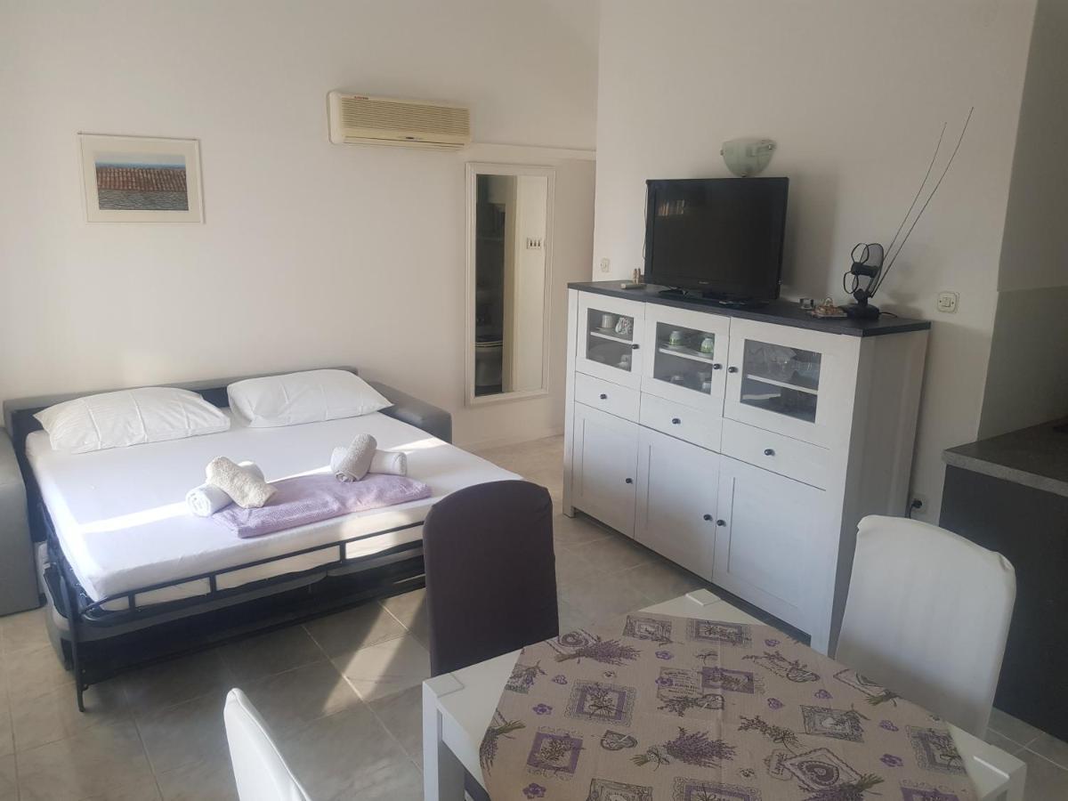 Studio Apartment Jelinek Брела Номер фото